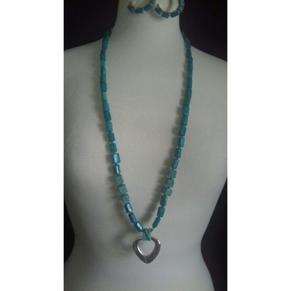 Chico's aqua heart pendant necklace and earring se